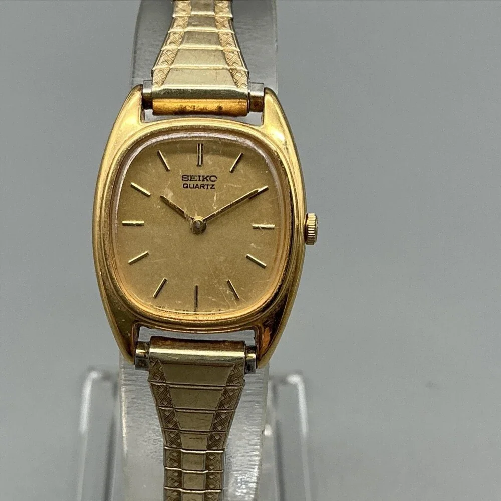 Vintage Seiko 2820-5630 Womens Watch 18mm Gold Dial Gold Tone New Battery